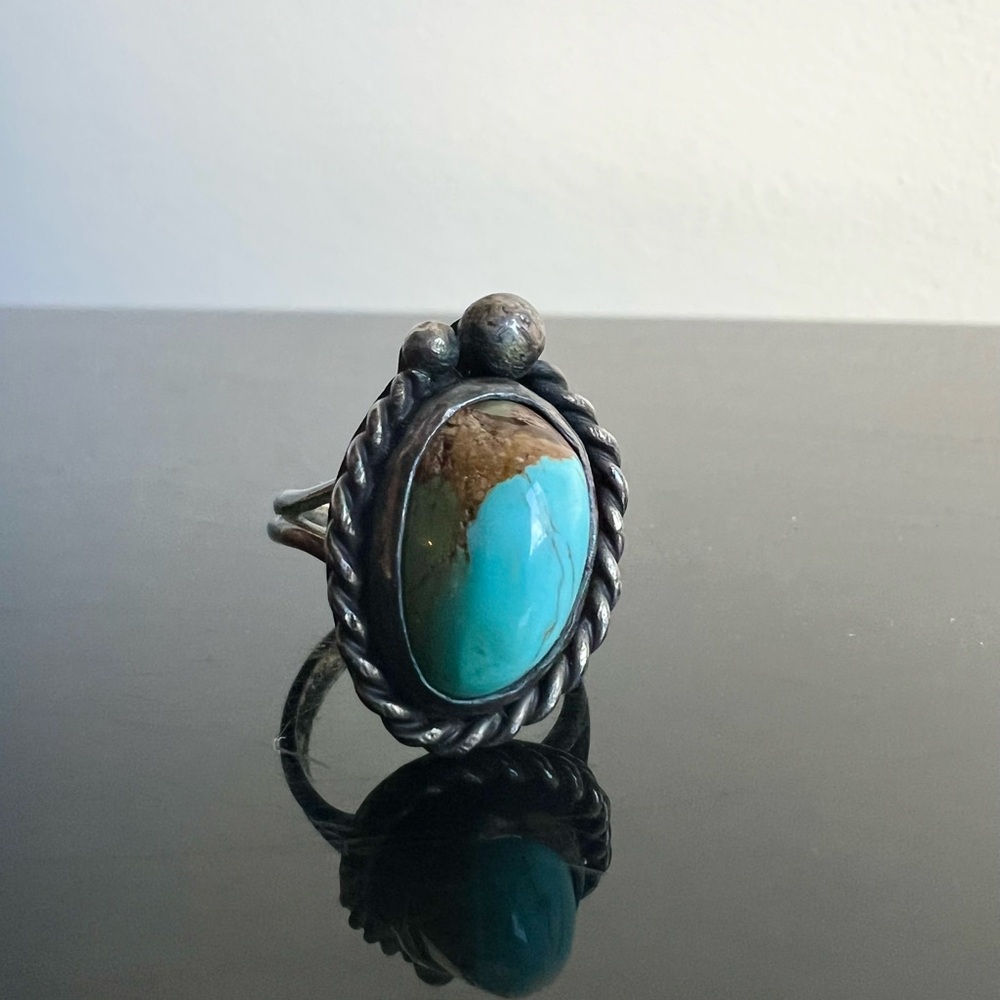 Native American turquoise and silver ring, size 4